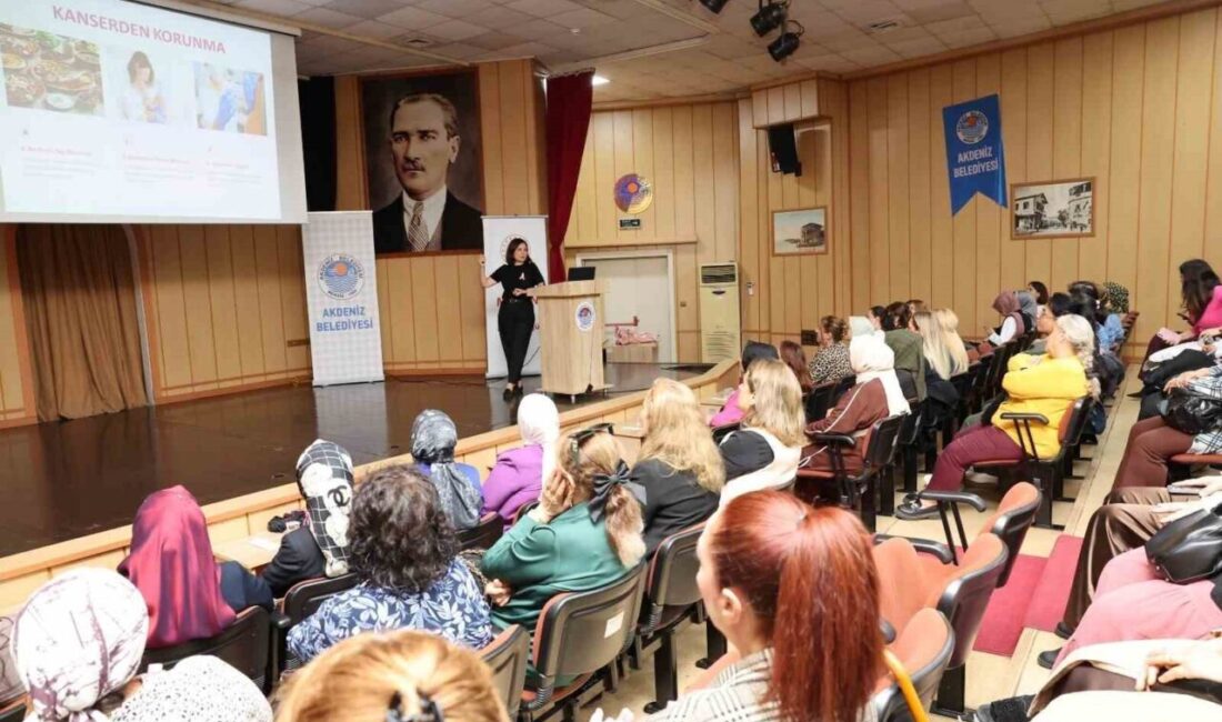 Akdenizli kadınlara meme kanseri konusunda bilgilendirme semineri düzenlendi Mersin’in Akdeniz ilçesinde, Meme Kanseri Farkındalık Ayı kapsamında kadınlara yönelik
