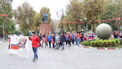 Malatya’da Amatör Spor Haftası, Kernek Meydanı’ndan Millet Bahçesi’ne gerçekleştirilen yürüyüşle