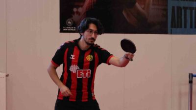 Anadolu Üniversitesi’nde Yeşilay’ın “2026 Farkındalık Yılında Bağımsızlık” teması kapsamında çok