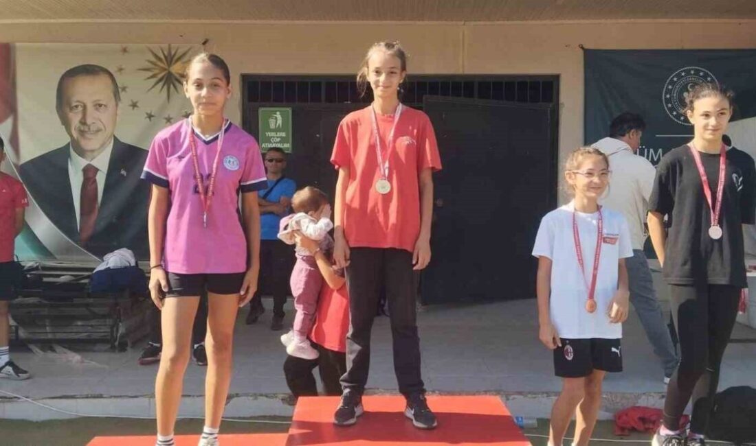 Aydın’da düzenlenen 2026-2027 atletizm sezonu il karması seçme yarışlarında Şehit