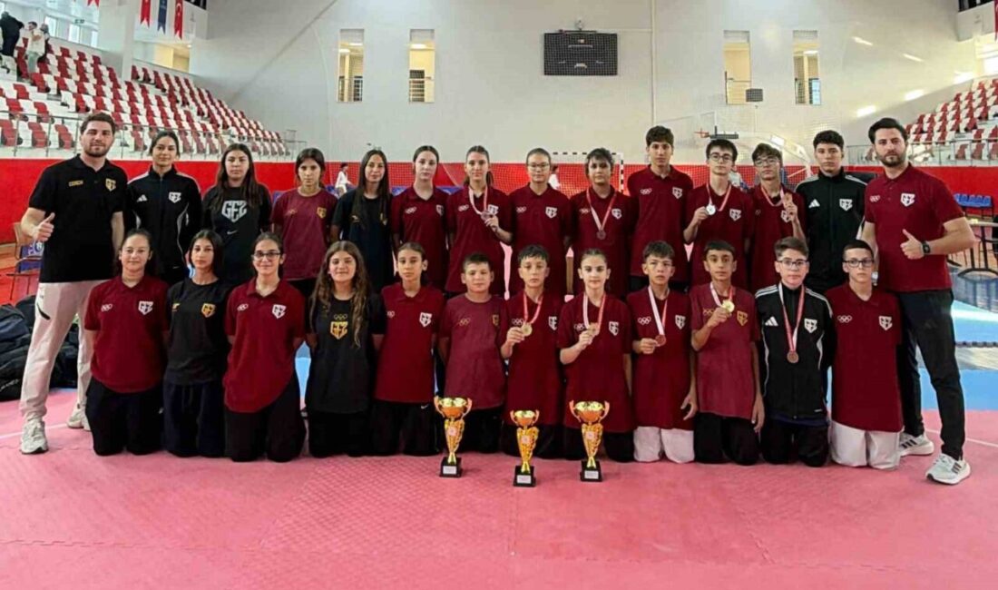 Kütahya’da düzenlenen İller Arası Yıldızlar Taekwondo Cumhuriyet Kupası’nda 50’yi aşkın
