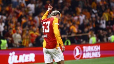 Galatasaraylı futbolcu Barış Alper Yılmaz, Kasımpaşa maçıyla bu sezonki ilk