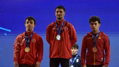 Bartın Üniversitesi (BARÜ) Spor Bilimleri Fakültesi öğrencileri Gençler ve U23