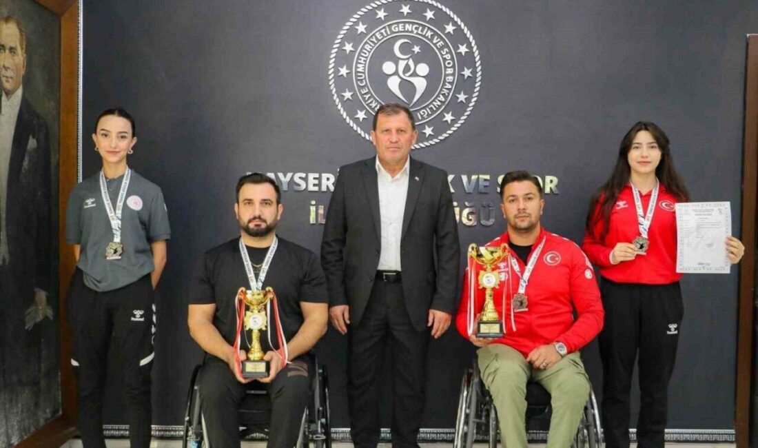 Mersin’de düzenlenen atıcılık müsabakalarında Kayserili sporcular önemli dereceler elde etti.