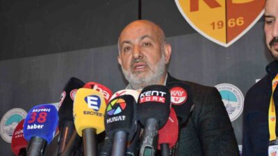 Kayserispor Başkanı Ali Çamlı, Manisa FK ile oynanan müsabakada çıkan