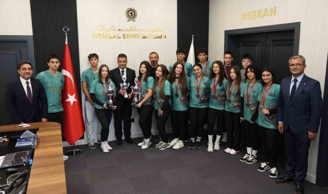 Gaziantep Rumkale’de düzenlenen Dragon Bot Türkiye Şampiyonası’nda 3 kupa kazanan