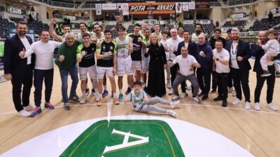 Başkan Şeniz Doğan: “Denizli Basket artık şehrimizin gururu” Merkezefendi Belediye Başkanı Şeniz Doğan, Y. Denizli Basket’in Avrupa kupalarında