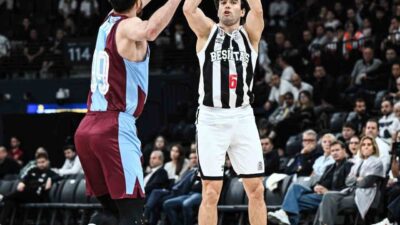 Türkiye Sigorta Basketbol Süper Ligi 2. hafta maçında Beşiktaş, konuk