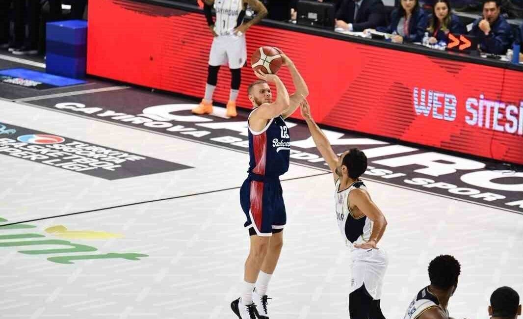 Türkiye Sigorta Basketbol Süper Ligi’nin 2. haftasında Bahçeşehir Koleji, deplasmanda
