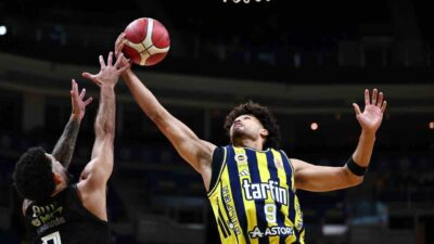 Türkiye Sigorta Basketbol Süper Ligi 2. hafta maçında Fenerbahçe, konuk
