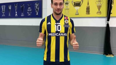 Fenerbahçe Medicana’nın yeni transferi milli voleybolcu Bedirhan Bülbül, sarı-lacivertli taraftarların