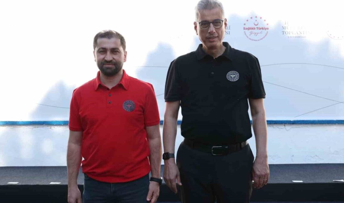 Bilecik İl Sağlık Müdürü Damkacı, Bakan Memişoğlu ile bir araya geldi Bilecik İl Sağlık Müdürü Dr. Ferhat Damkacı, Sağlık Bakanı Prof.