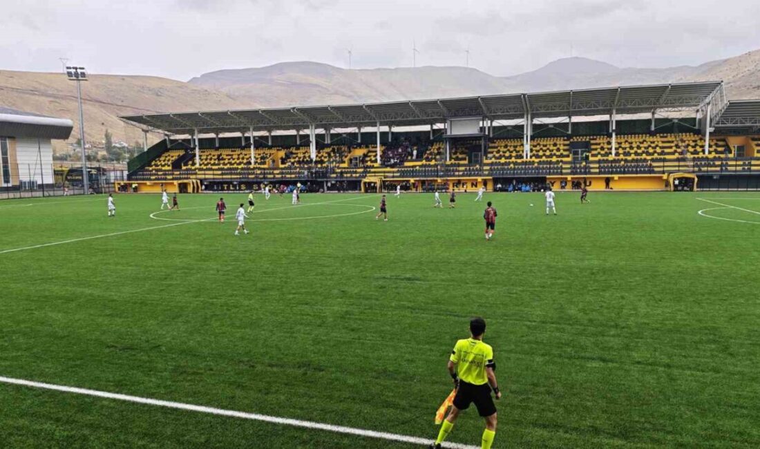 Türkiye Ziraat Kupası’nda Bitlis Spor 1916, sahasında konuk ettiği Silifke