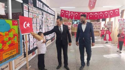 Cumhuriyetin ilanının 101. yılı kutlamaları kapsamında Bolvadin’de anlamlı bir etkinlik