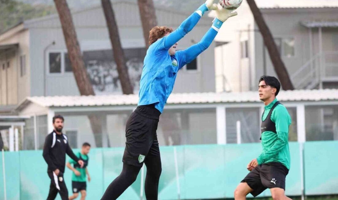 Bodrum FK Teknik Direktörü Burhan Eşer, Trendyol 1. Lig’in 13.