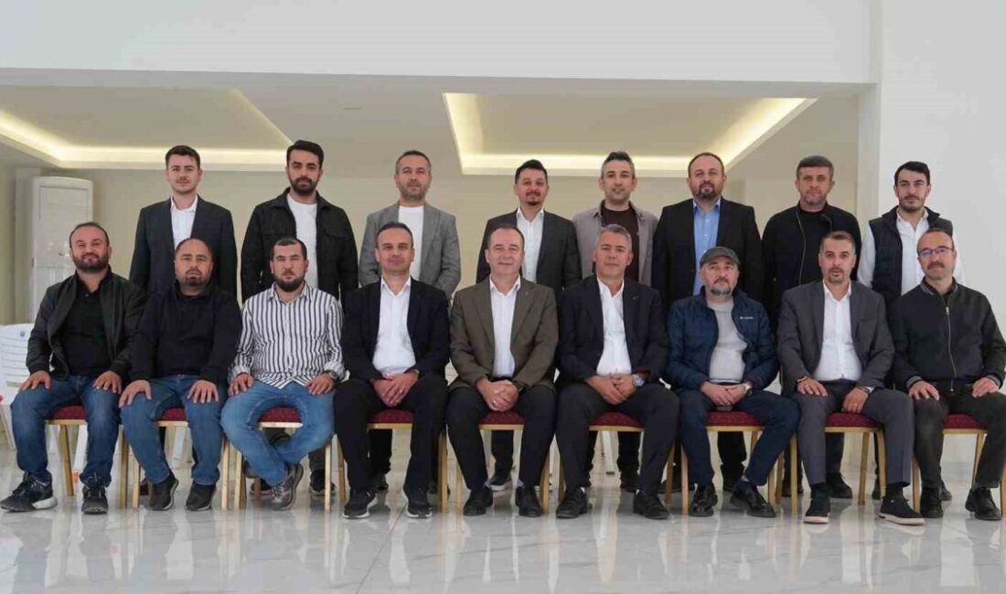 Büyükorhanspor’da Ali Erdem dönemi başladı Bursa’nın Büyükorhan ilçesinde Büyükorhanspor Kulübü’nün olağan kongresi gerçekleştirildi. Tek aday