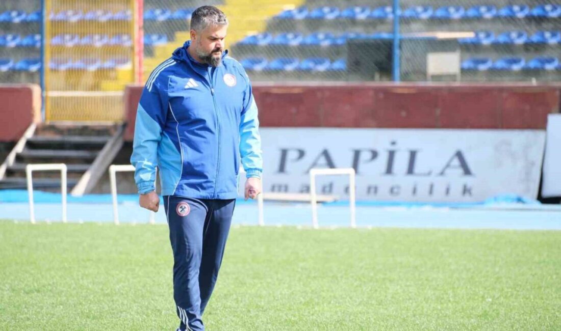 Zonguldakspor Teknik Direktörü Ali Çalış, Büyükçekmece Gücü FK karşısında elde