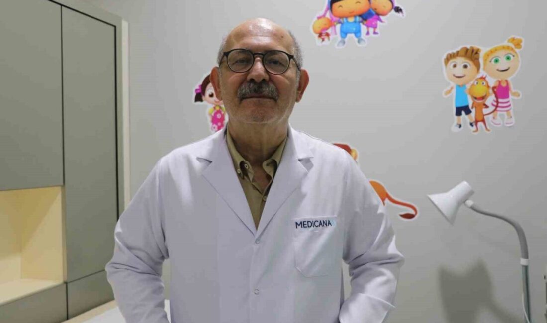 Çocuk Cerrahisi Uzmanı Doç. Dr. Mithat Günaydın, çocuklarda görülen inmemiş