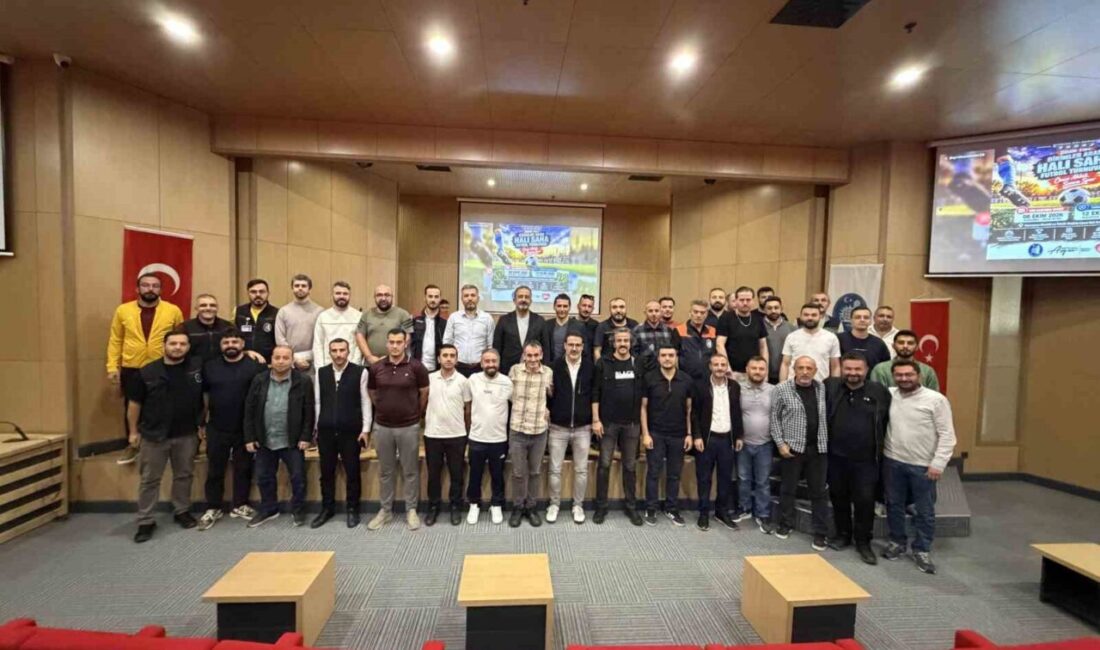 Çorum Belediyesi tarafından belediye personelleri arasında düzenlenen Birimler Arası Futbol