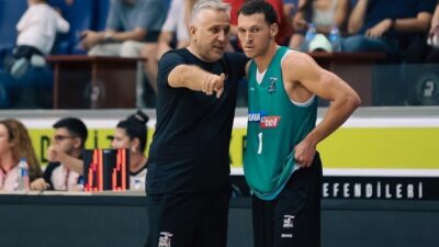 DENİZLİ (İHA) – Y. Denizli Basket Başantrenörü Zafer Aktaş, yoğun