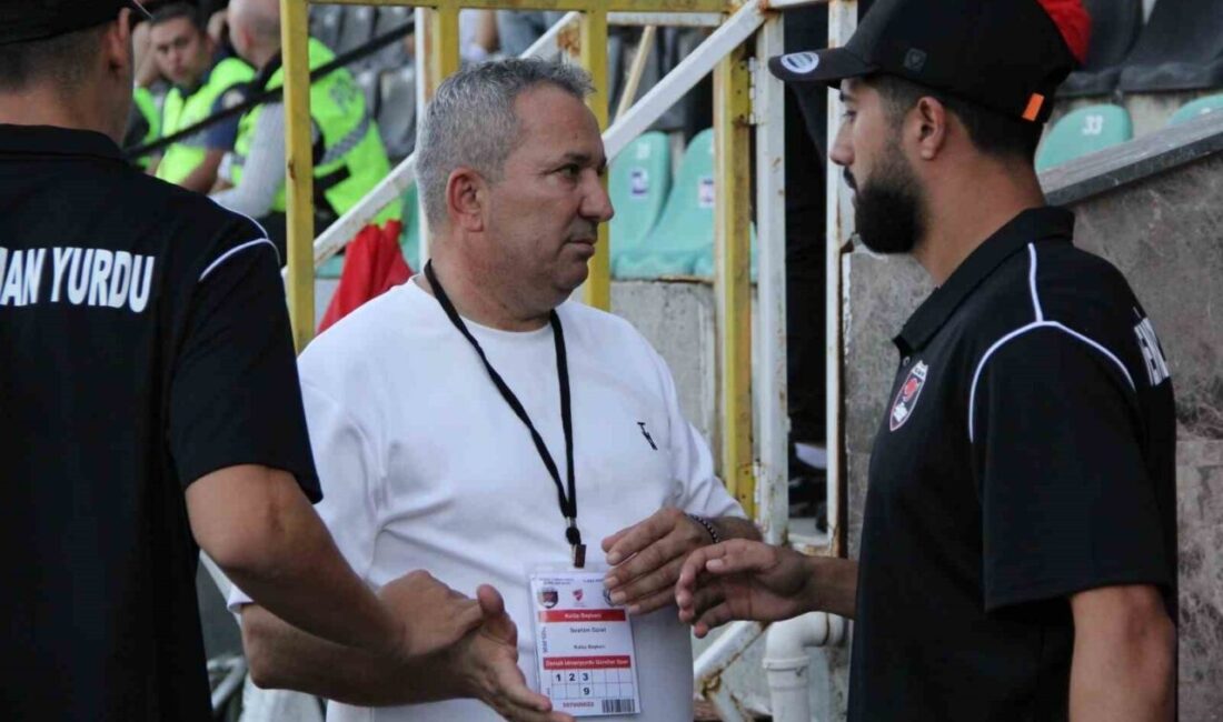 TFF Nesine 3. Lig 2. Grupta mücadele eden Denizli İdman