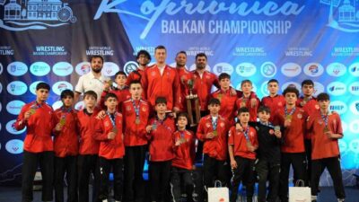 Hırvatistan’ın Koprivnica kentinde düzenlenen Balkan Güreş Şampiyonası’nda Denizlili güreşçilerimiz toplamda