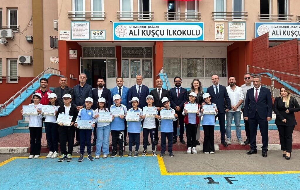 Diyarbakır’da “Sağlıklı Çocuk, Sağlıklı Gelecek” programı sürüyor Diyarbakır’da şu ana kadar 14 bin öğrenciye ulaşan Sağlıklı Çocuk