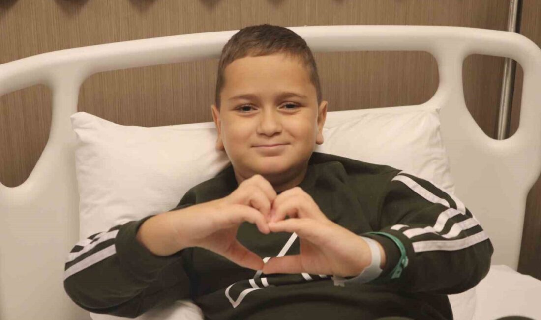 Doğduğu gün diyaliz tedavisine başlayan 11 yaşındaki Ömer Asaf Öztürk,