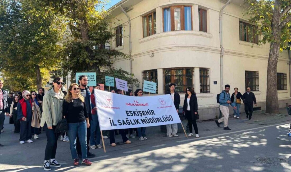 Eskişehir İl Sağlık Müdürlüğü tarafından Dünya Yürüyüş Günü kapsamında düzenlenen