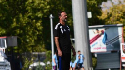 Erciyes 38 Futbol Spor Kulübü Teknik Direktörü Adem Çak, iç