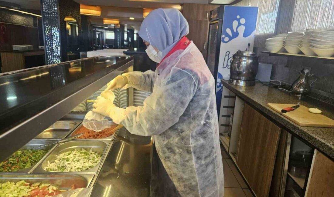 Erzurum İl Tarım ve Orman Müdürlüğü ekipleri, kent genelinde gıda