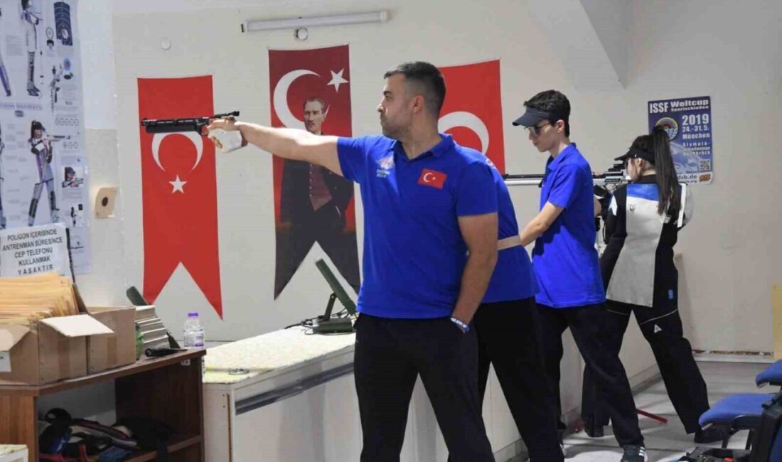 Eskişehir Gençlik ve Spor İl Müdürlüğü tarafından 29 Ekim Cumhuriyet