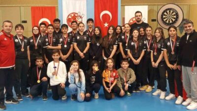 Eskişehir’de Dart İl Birinciliği müsabakaları tamamlandı Eskişehir’de düzenlenen Dart Minikler, Yıldızlar, Gençler, Büyükler ve Veteranlar İl