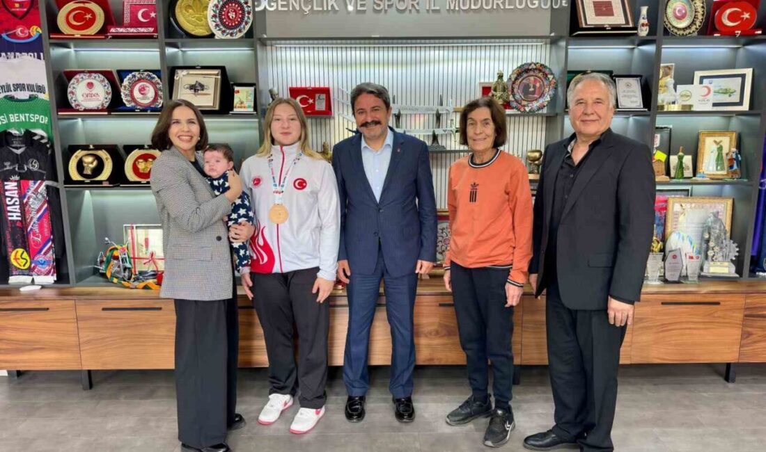 2026 Kick Boks Dünya Şampiyonası’na Eskişehir’den katılan Melek Ensağlam, kendi