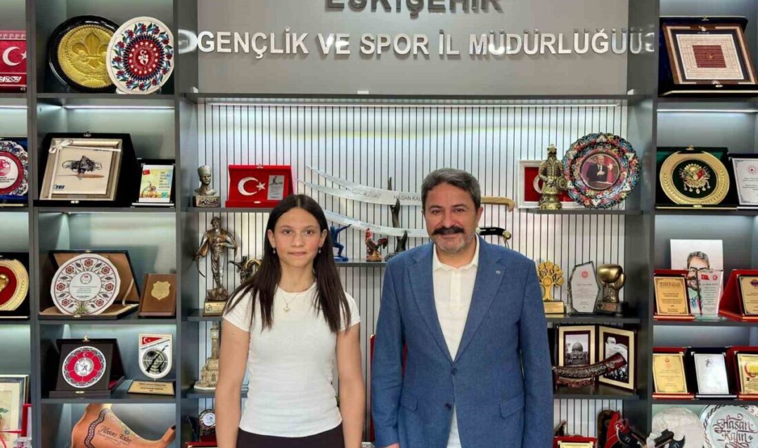 Isparta’da düzenlenen Yurtlig Bilek Güreşi Türkiye Şampiyonası’nda derece elde eden