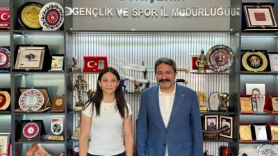 Isparta’da düzenlenen Yurtlig Bilek Güreşi Türkiye Şampiyonası’nda derece elde eden