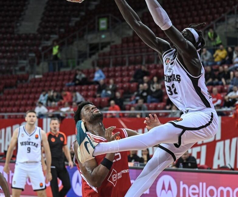 Beşiktaş, Euroleague 5. hafta maçında deplasmanda Hapoel Tel Aviv’e 100-82