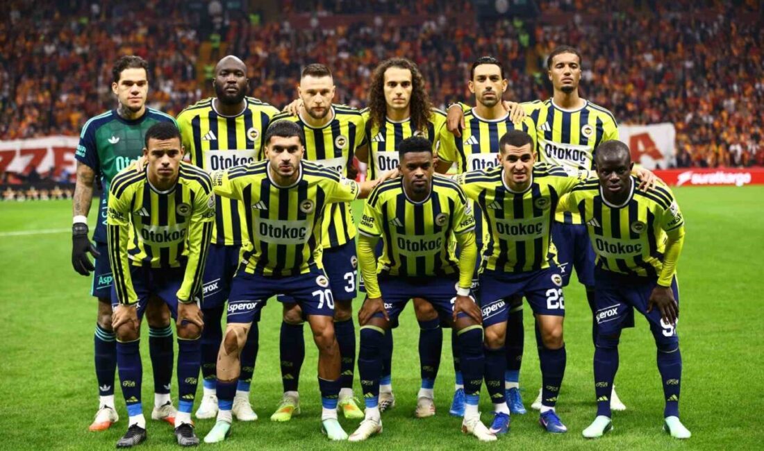 Derbide Galatasaray’a 2-1 mağlup olan Fenerbahçe, ligdeki 2. mağlubiyetini yaşadı.