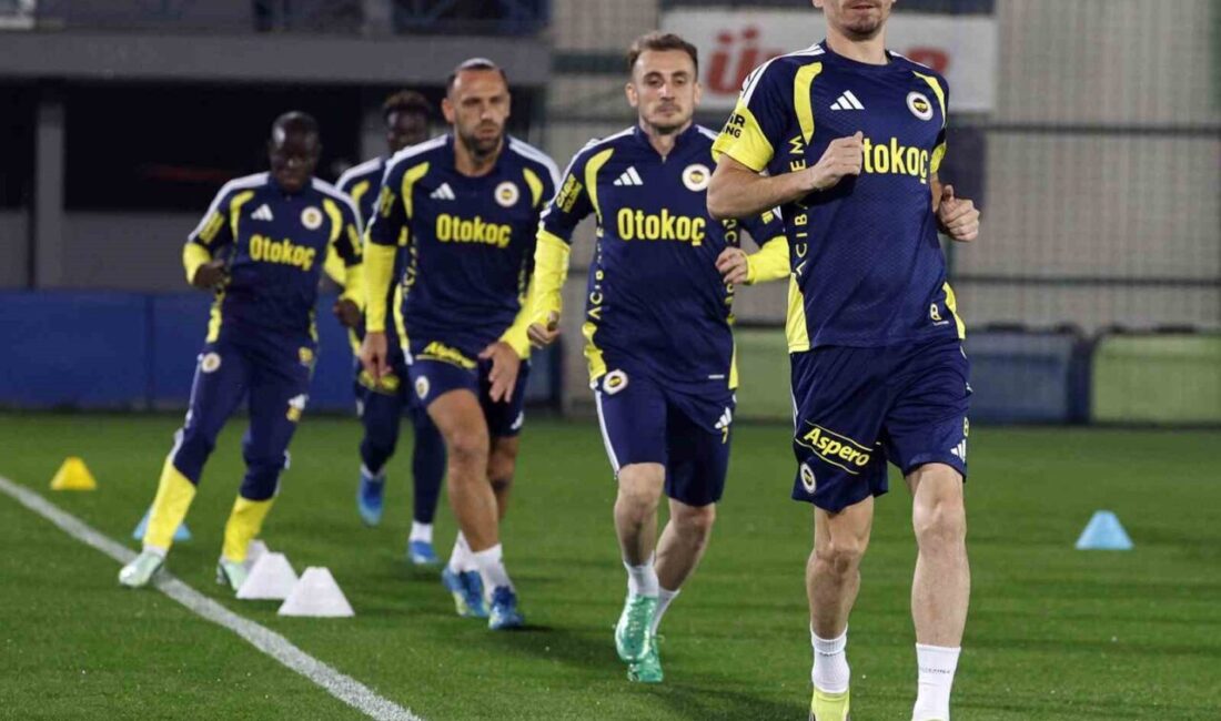 Fenerbahçe, Trendyol Süper Lig’in 9. haftasında oynayacağı Galatasaray maçının hazırlıklarını