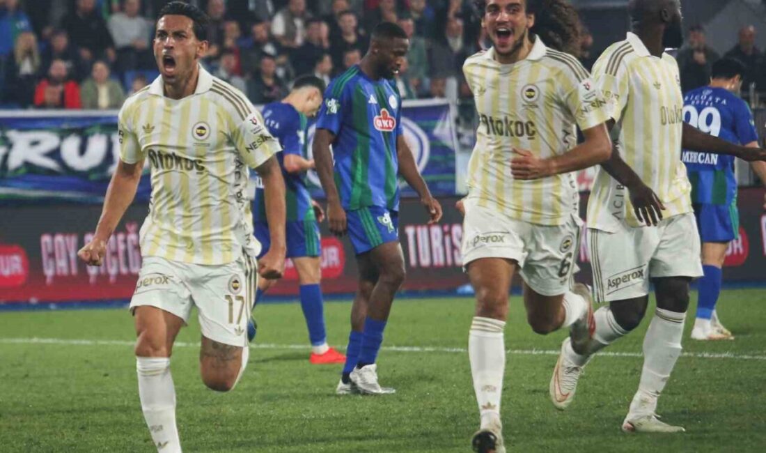 Trendyol Süper Lig’de deplasmanda Çaykur Rizespor’u 3-0 mağlup eden Fenerbahçe,