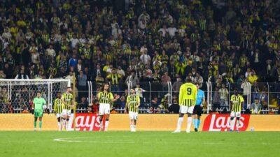 UEFA Şampiyonlar Ligi’nde Slavia Prag’ı konuk eden Fenerbahçe, iki farkla
