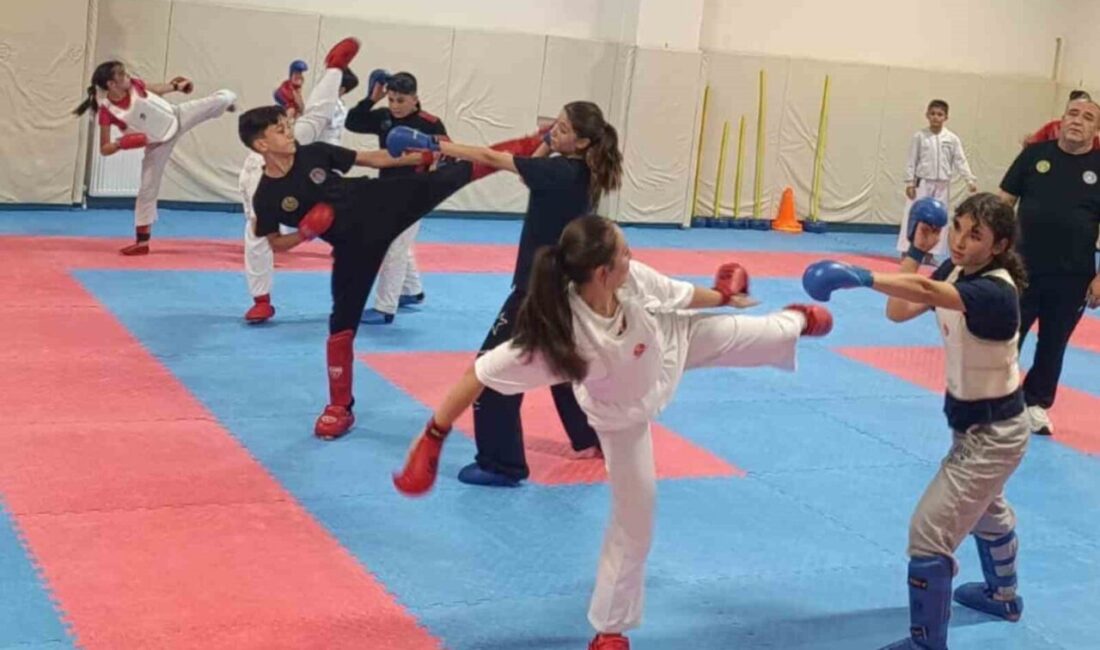 Eskişehir’de genç sporcular haftanın 6 gününde de karate antrenmanlarını kararlılıkla