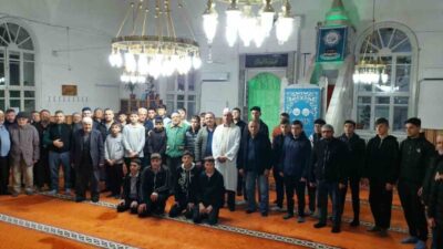 Afyonkarahisar’ın Şuhut ilçesinde düzenlenen ‘Sabah Namazı Gençlik Buluşması’ programı gençleri