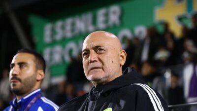 Esenler Erokspor Teknik Direktörü Hikmet Karaman, Ankara Keçiörengücü karşısında alınan