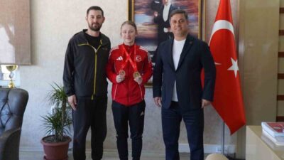 Arnavutluk’ta düzenlenen Üniversiteler Avrupa Karate Şampiyonası’nda ferdi kategoride Avrupa şampiyonluğu,