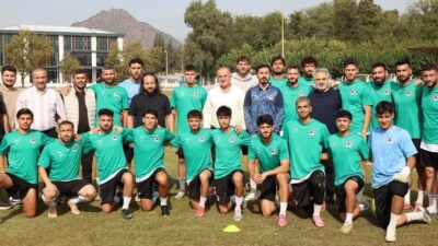 İncirliova Belediyespor’un sezon açılışına katılan Belediye Başkanı Aytekin Kaya, Profesyonelliğe