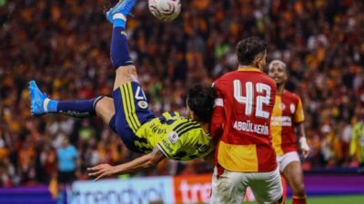 Fenerbahçe’de İrfan Can Kahveci, Galatasaray filelerini havalandırarak ilk kez Galatasaray