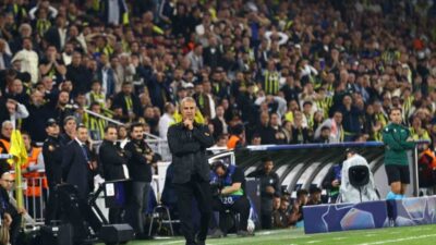 Fenerbahçe, Slavia Prag karşısında son dakikada yediği golle puan kaybı