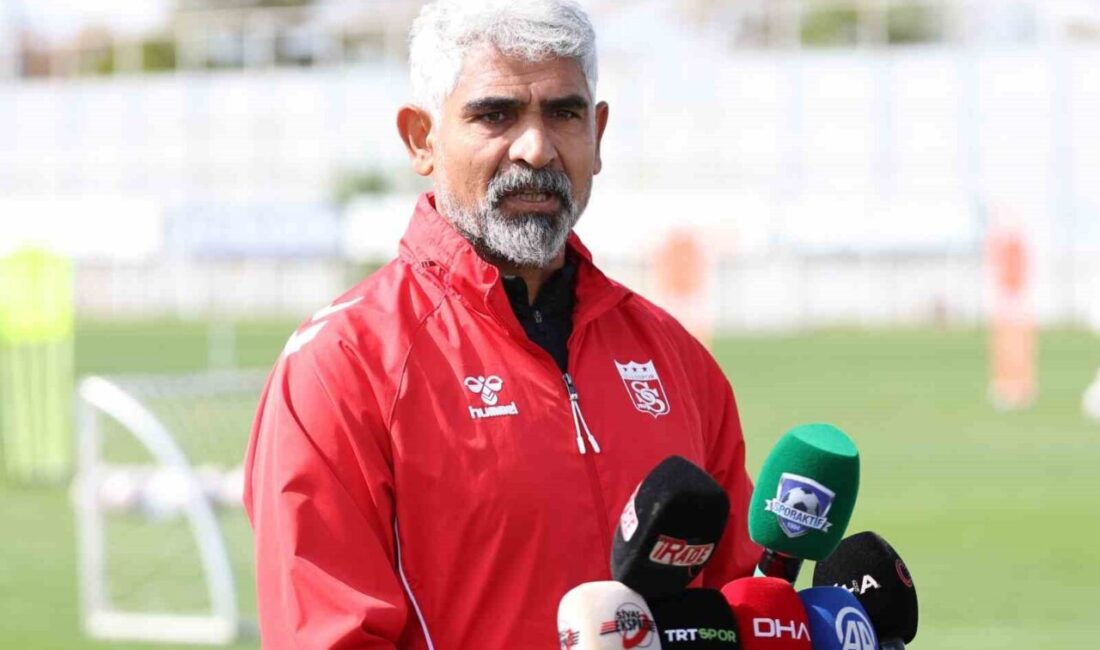 Trendyol 1. Lig ekiplerinden Sivasspor’da Teknik Direktör İsmet Taşdemir, milli