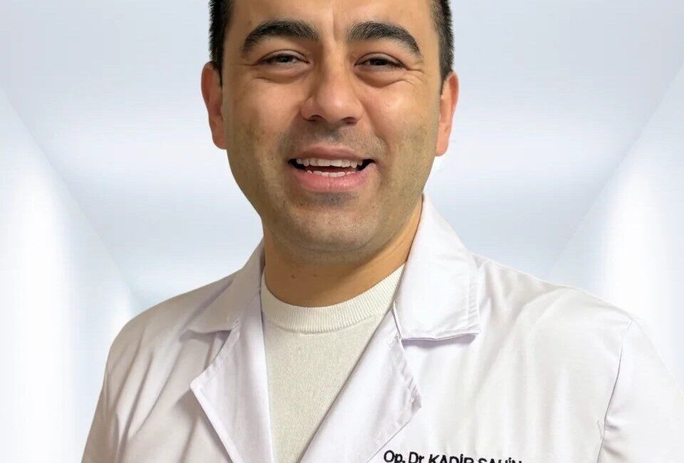 Kadın Hastalıkları ve Doğum Uzmanı Opr. Dr. Kadir Şahin, kadınlarda